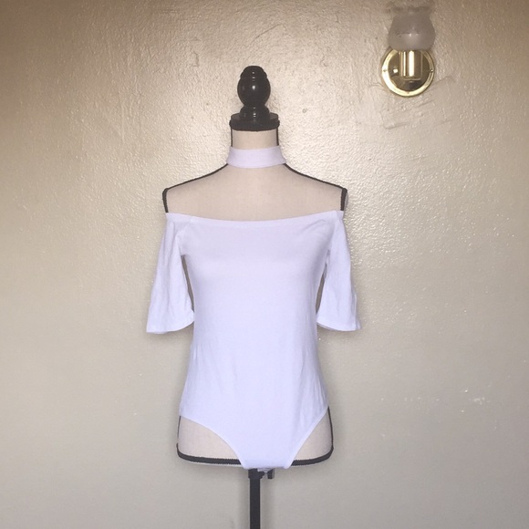 🎉HP🎉Off Shoulder 3/4 Sleeves Choker Bodysuit Top - Picture 5 of 8